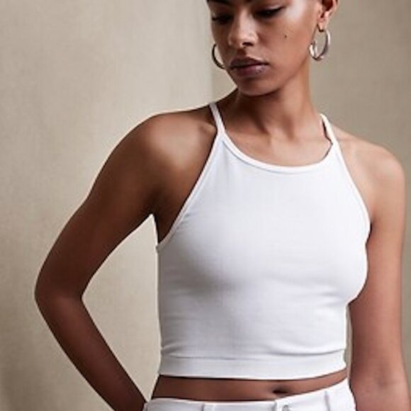 Banana Republic | NWOT Seamless Ribbed Halter Crop Tank Top in Black Size Large - Picture 7 of 9